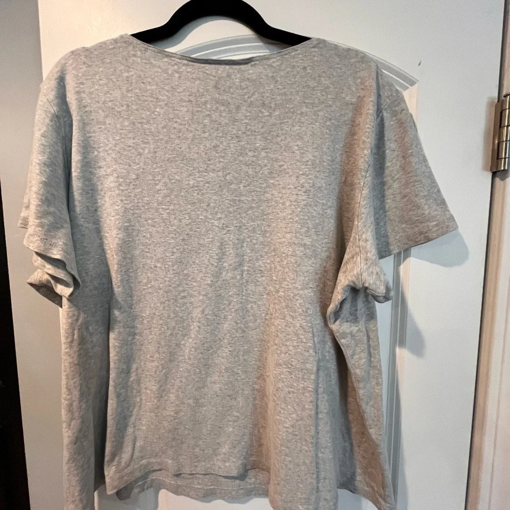 ~Karen Scott~ Gray Floral Embroidered Women's Top - Picture 5 of 7